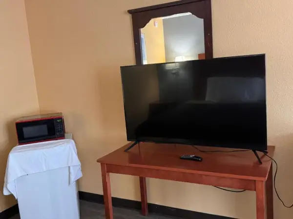 College Inn Spartanburg 9